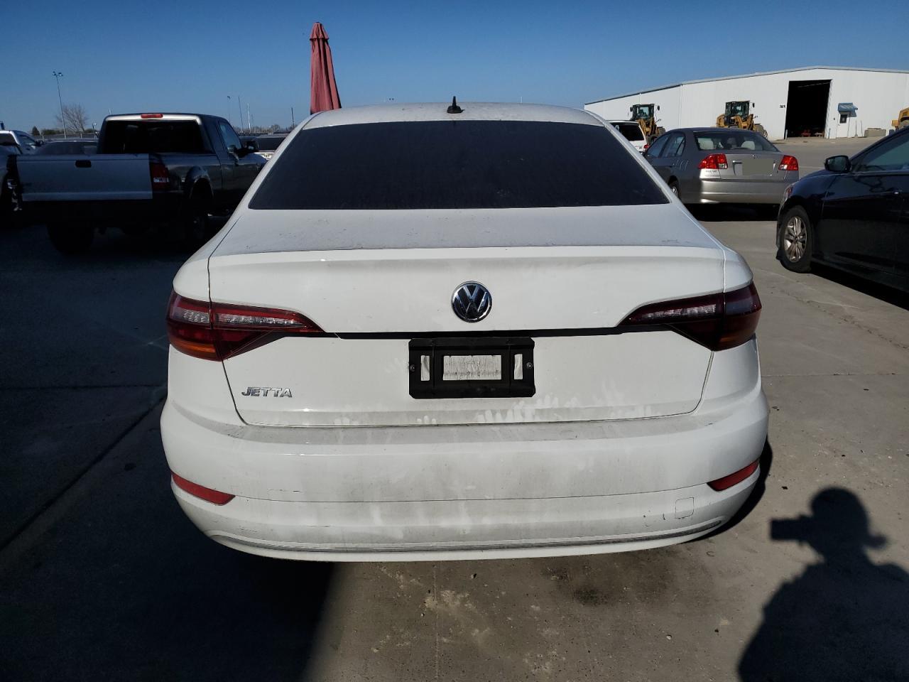 2019 Volkswagen Jetta - Image 6