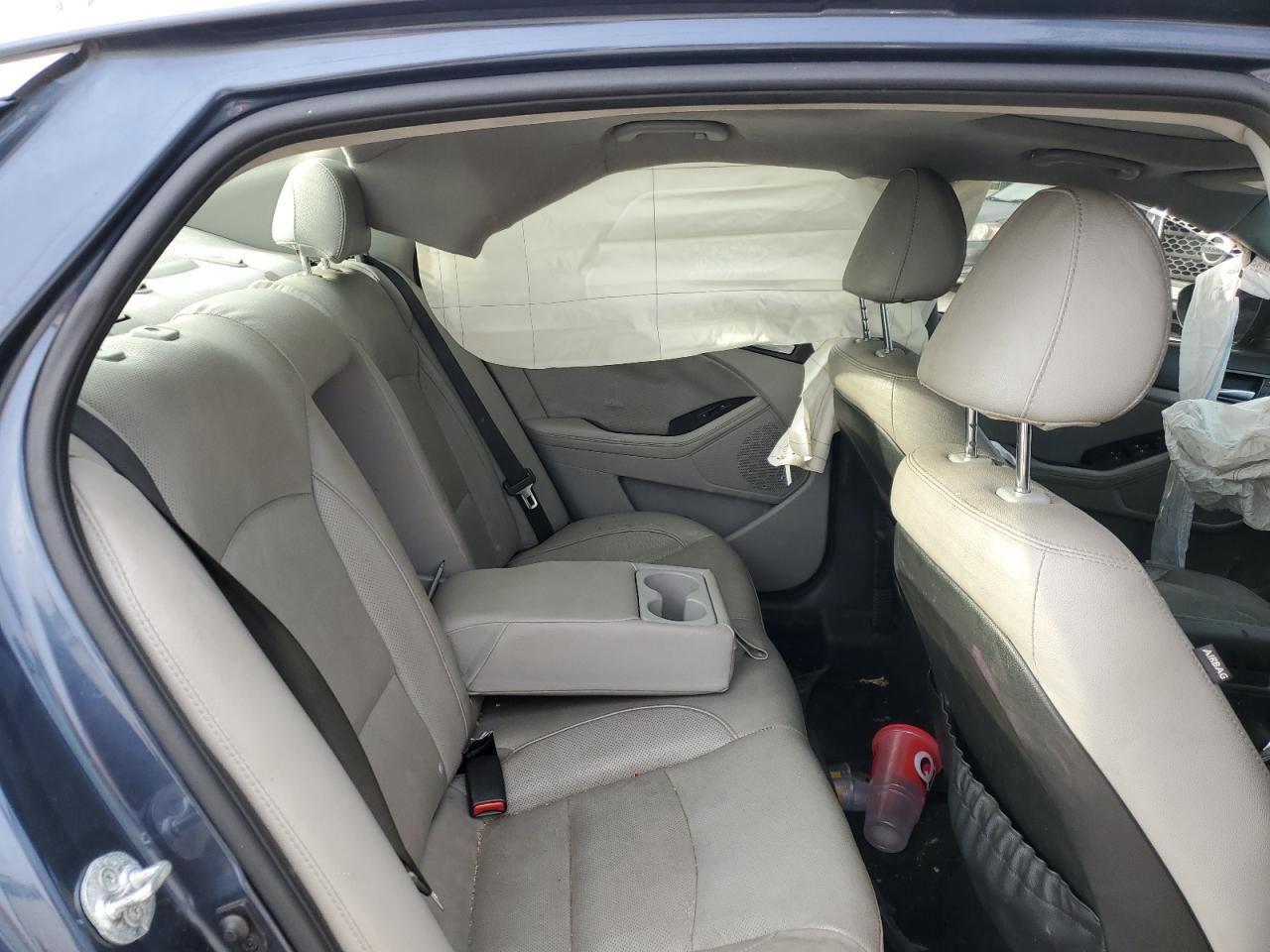2015 Kia Optima - Image 10