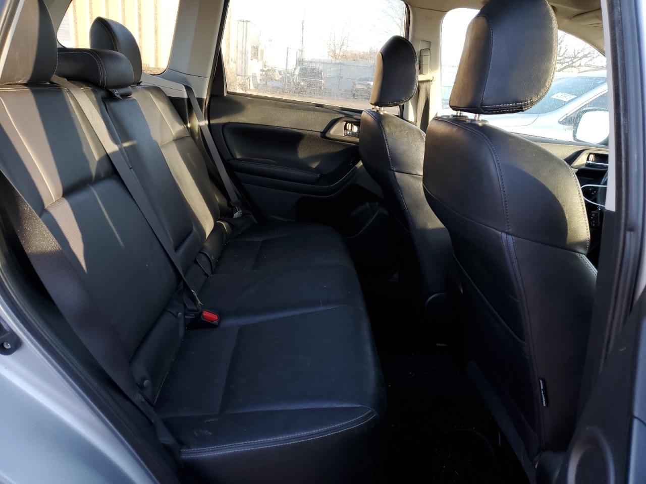 2015 Subaru Forester - Image 11