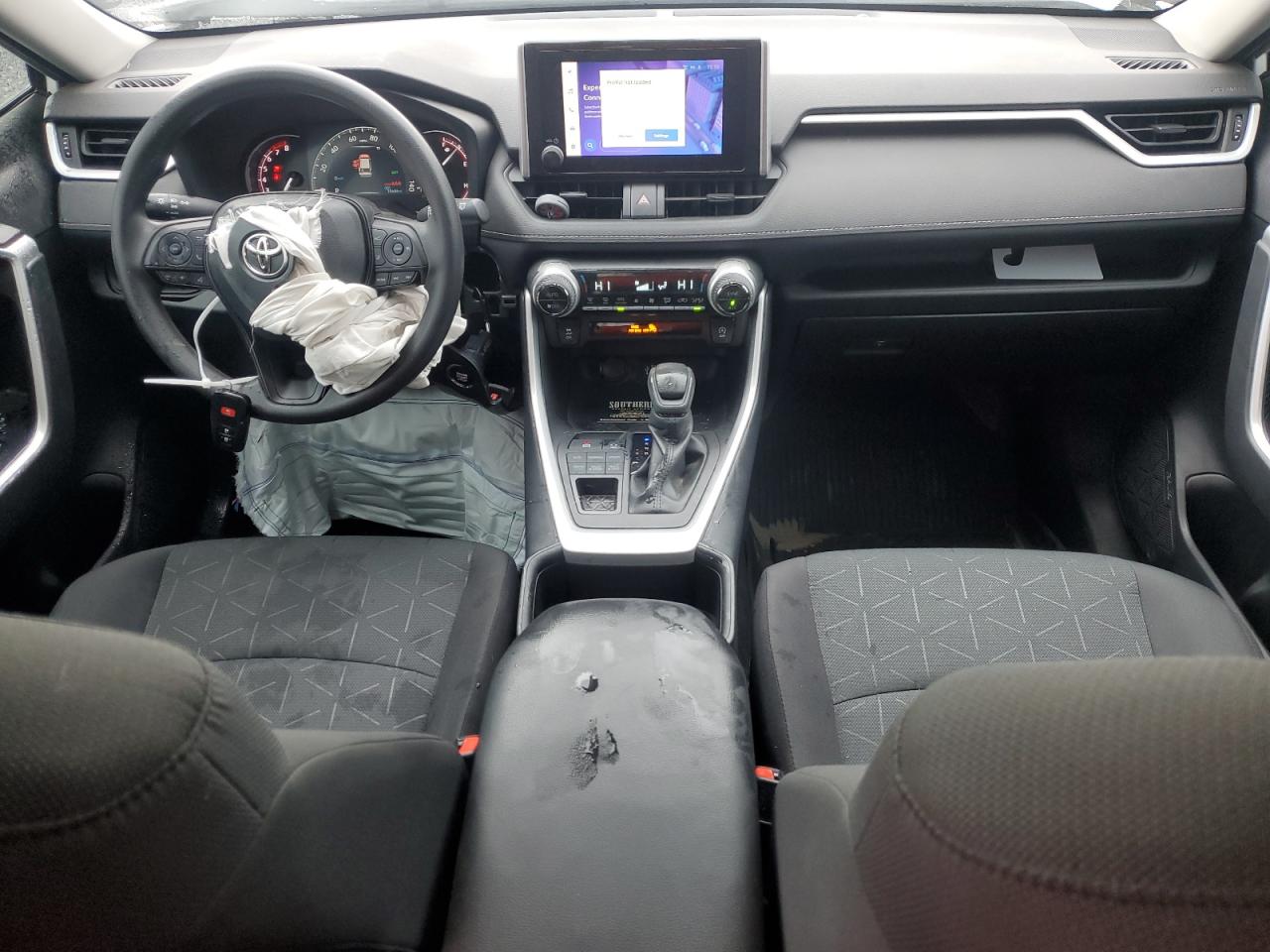 2023 Toyota RAV 4 - Image 8