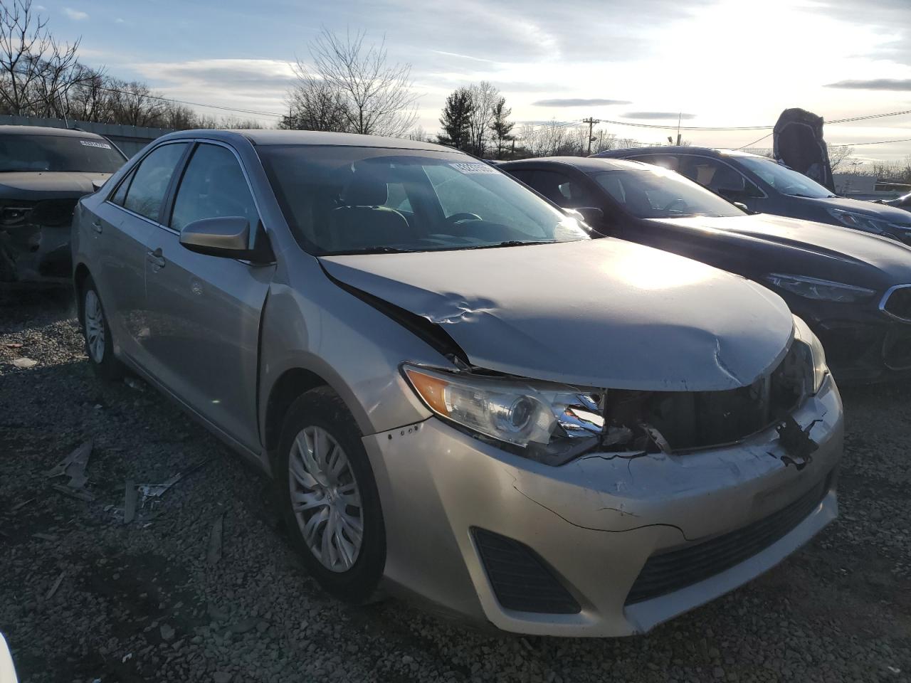 2014 Toyota Camry - Image 4