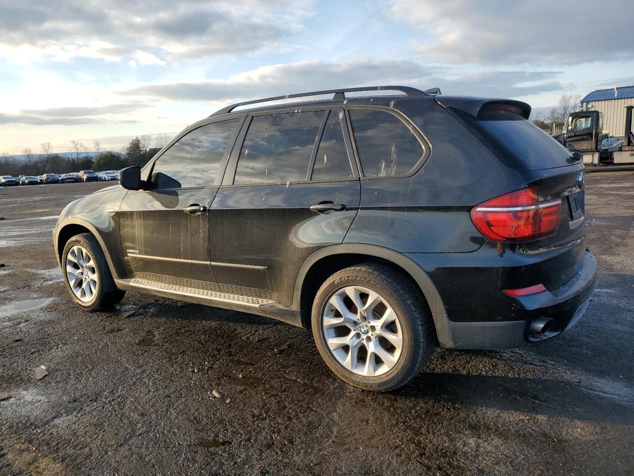 VIN 5UXZV4C52D0B05833 2013 BMW X5 no.2