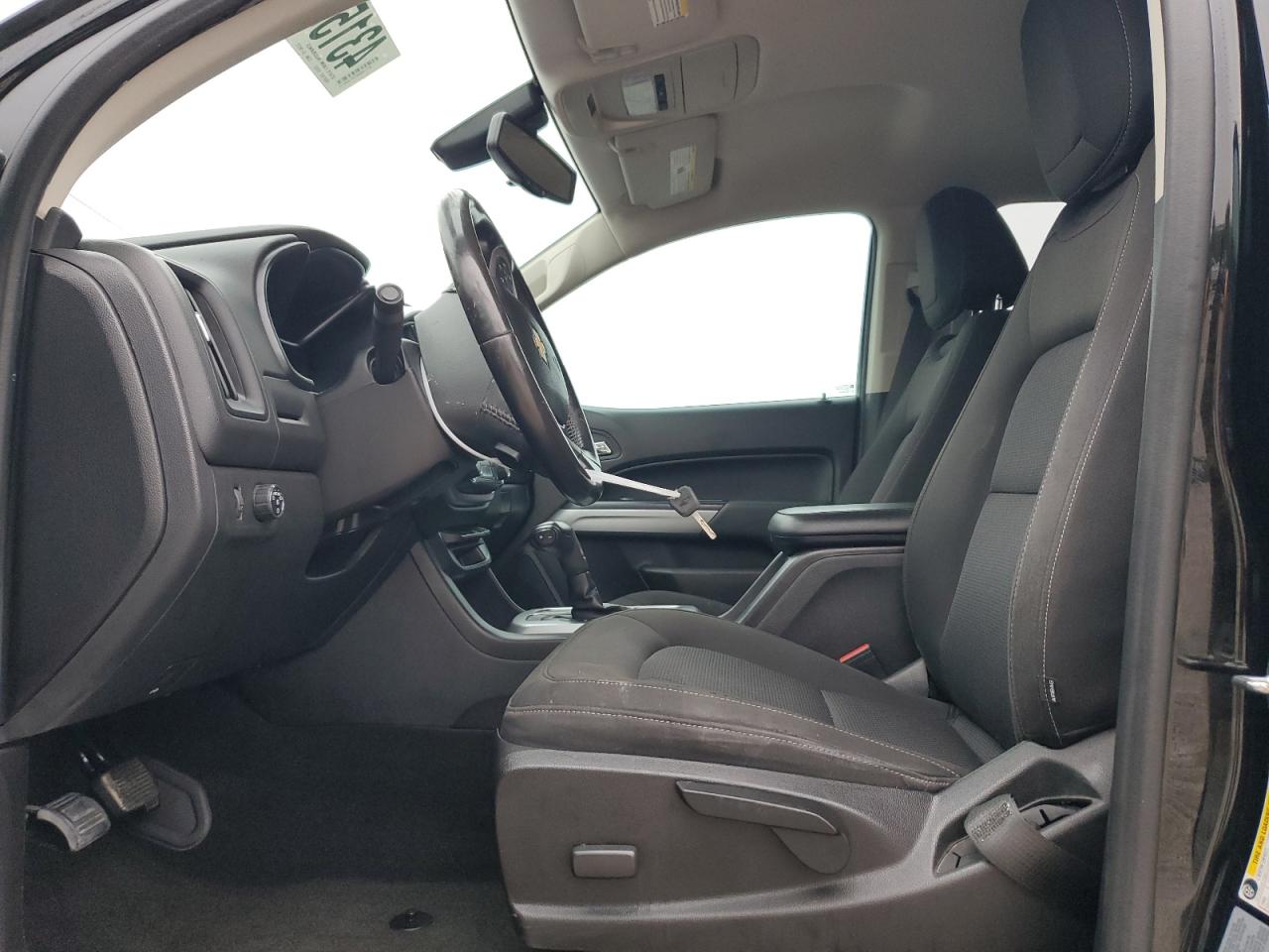 2017 Chevrolet Colorado - Image 7