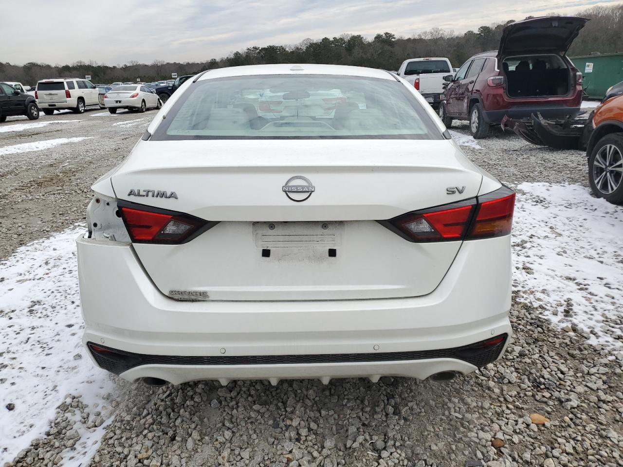 2024 Nissan Altima - Image 6