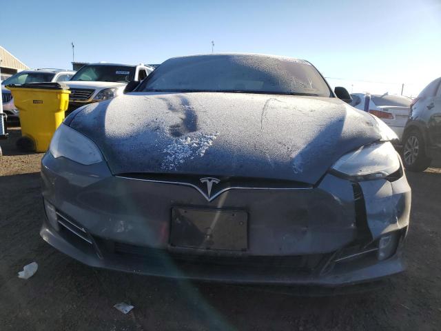  TESLA MODEL S 2018 Серебристый