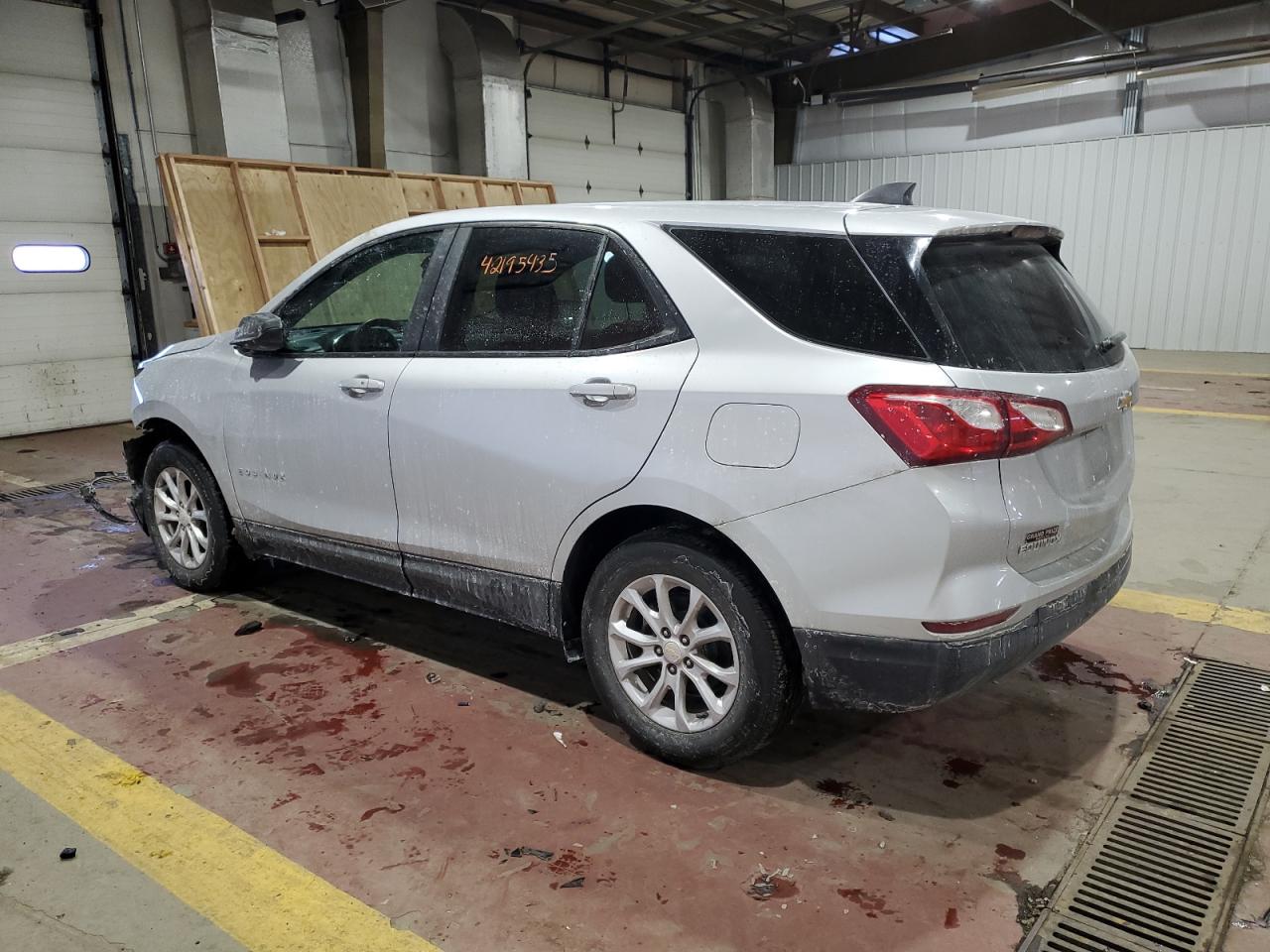 2020 Chevrolet Equinox - Image 2