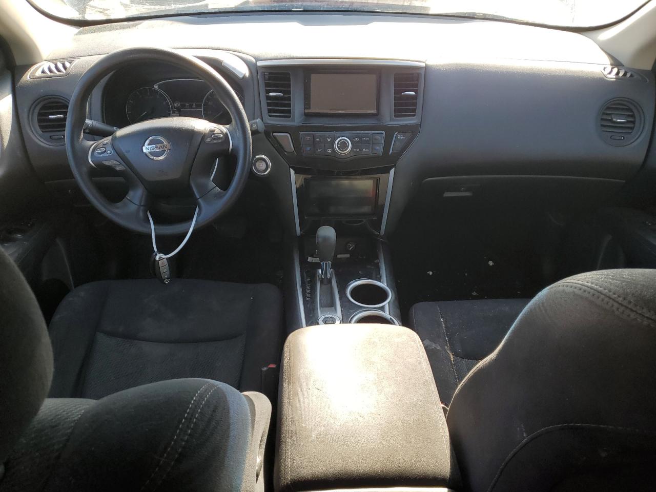 2016 Nissan Pathfinder - Image 8