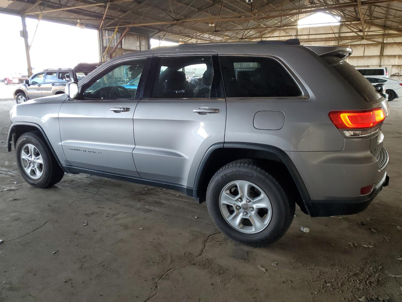 2014 Jeep Grand Cherokee - Image 2