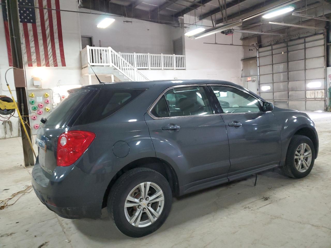 2010 Chevrolet Equinox - Image 3