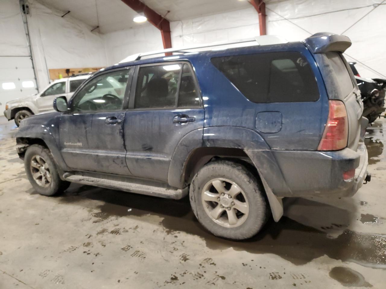 2005 Toyota 4Runner - Image 2