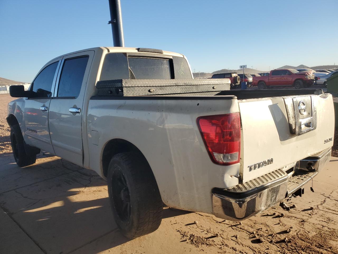 2008 Nissan Titan - Image 2