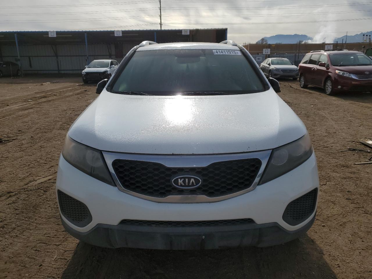 VIN 5XYKTDA25DG346147 2013 KIA SORENTO no.5