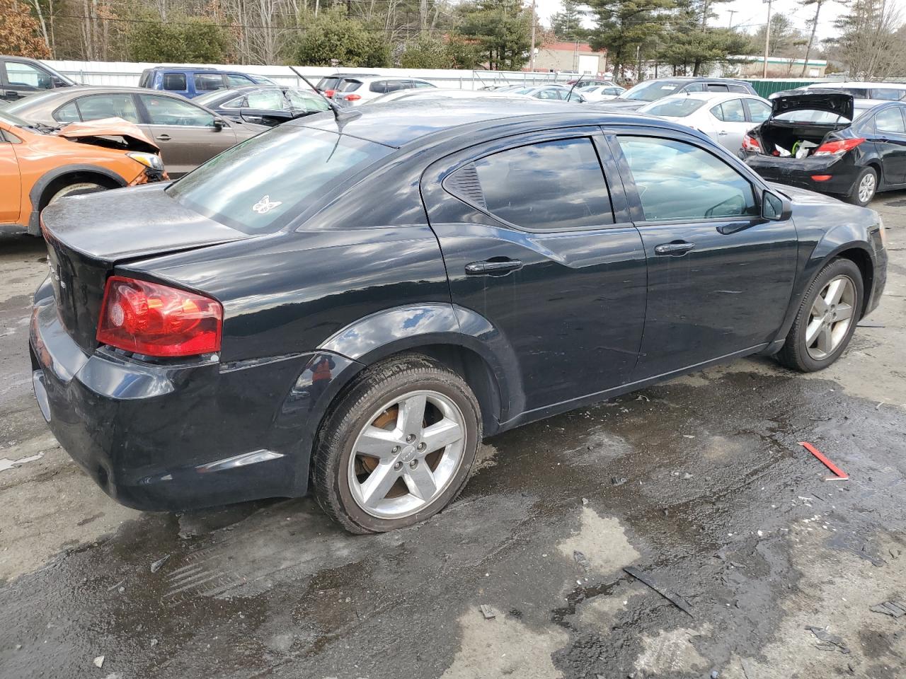 2012 Dodge Avenger - Image 3