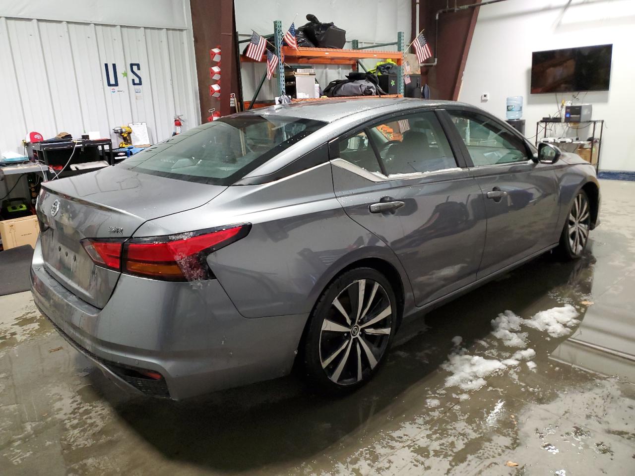 2022 Nissan Altima - Image 3