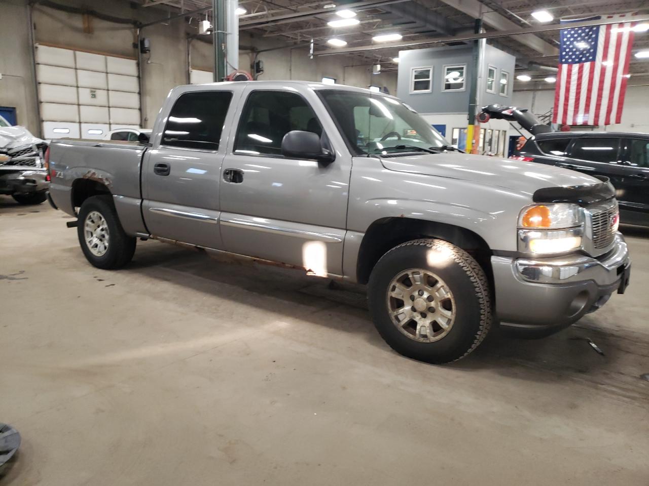 2006 GMC Sierra - Image 4