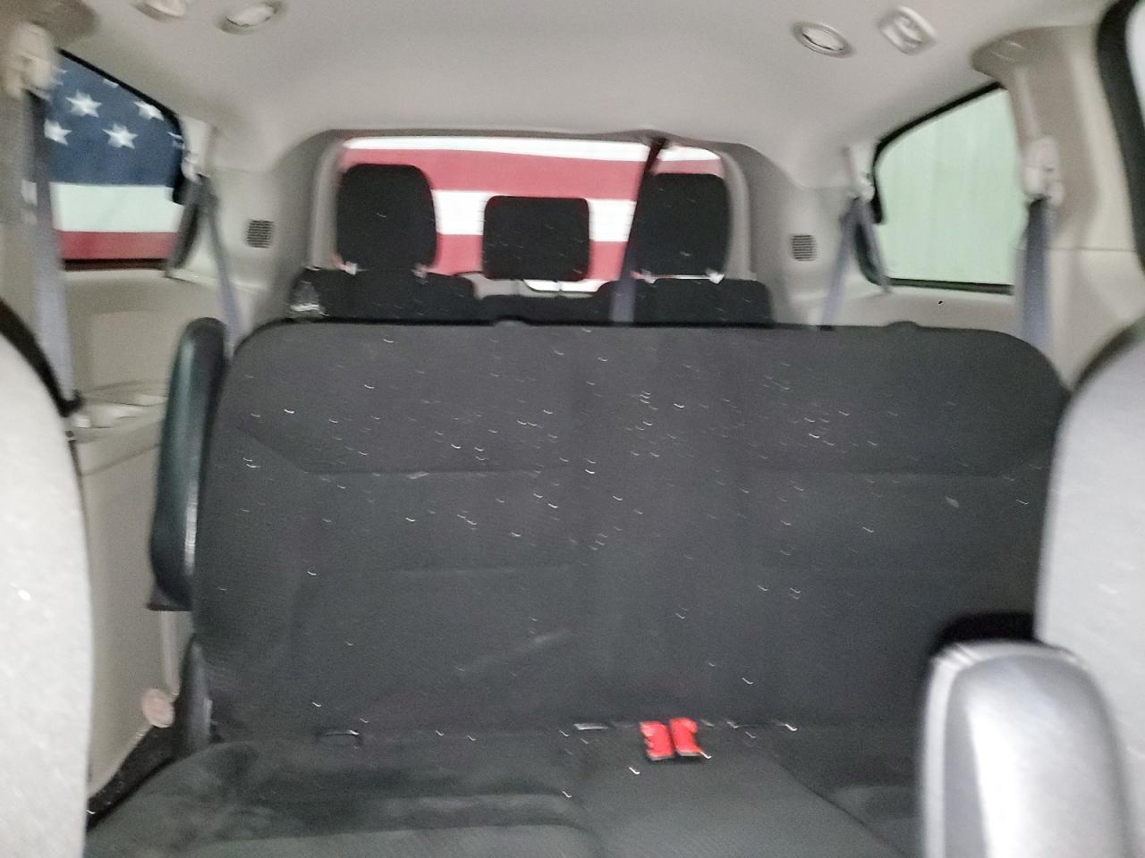 2019 Dodge Caravan - Image 10