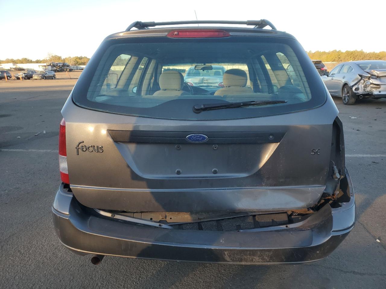 2002 Ford Focus - Image 6