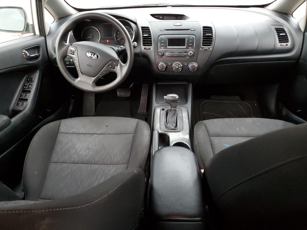 2016 Kia Forte - Image 8