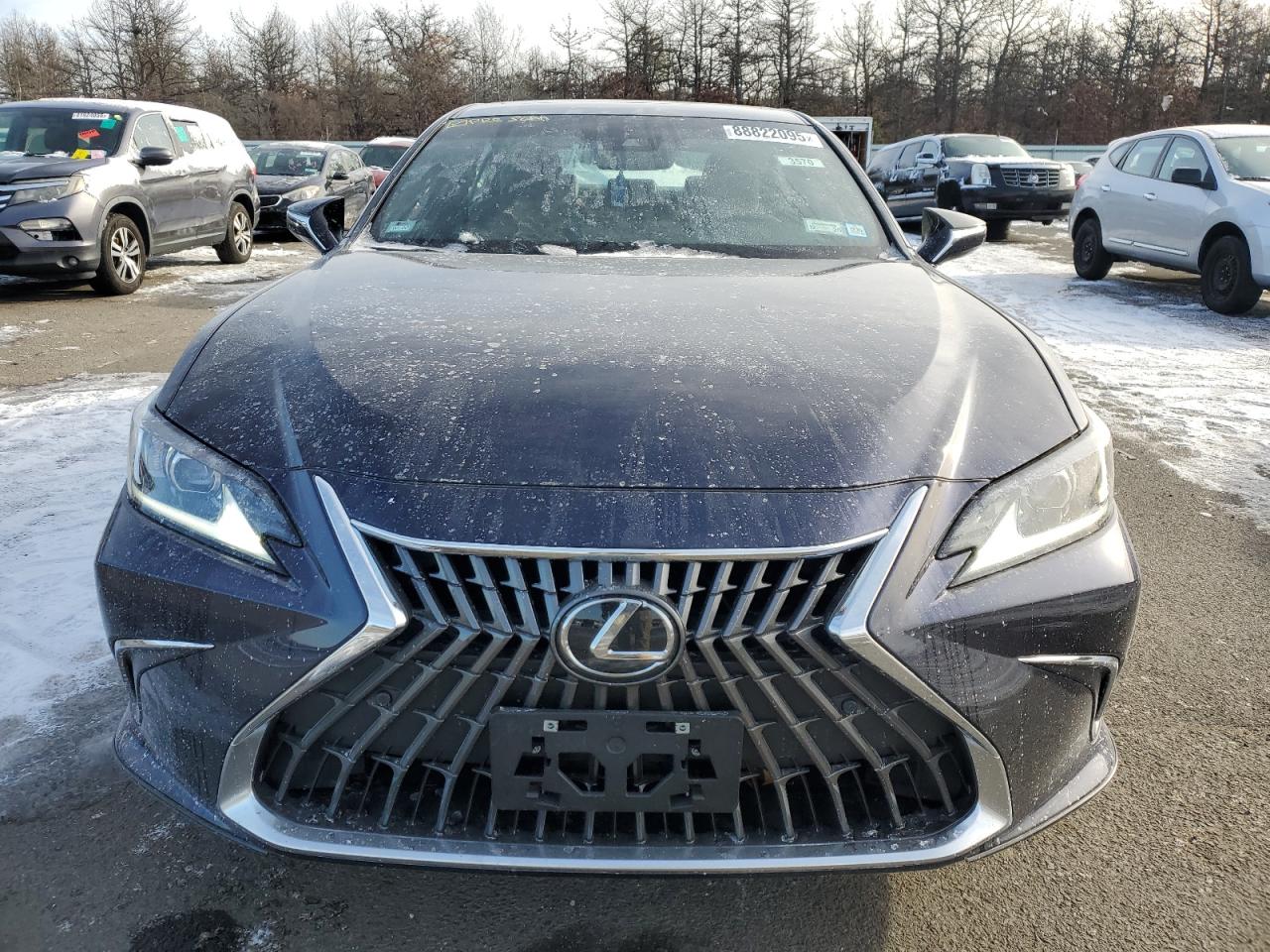 2023 Lexus ES - Image 5