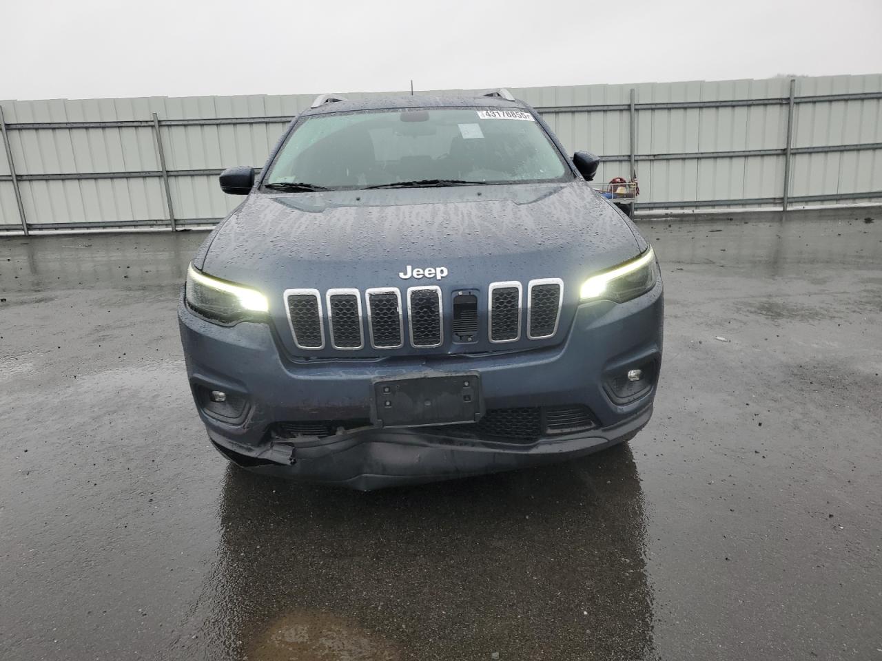 2019 Jeep Grand Cherokee - Image 5