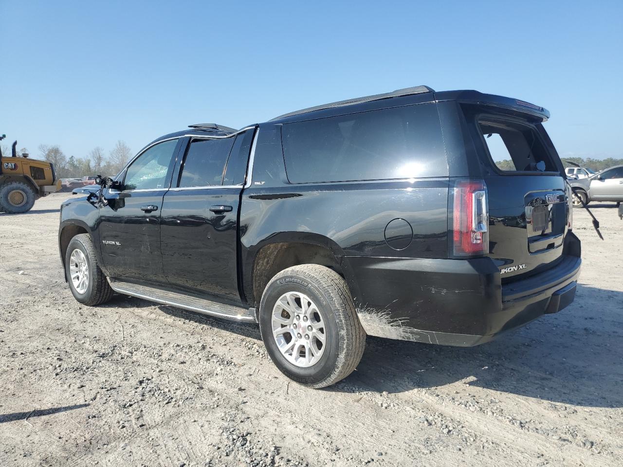 VIN 1GKS2GKC5GR216665 2016 GMC YUKON no.2