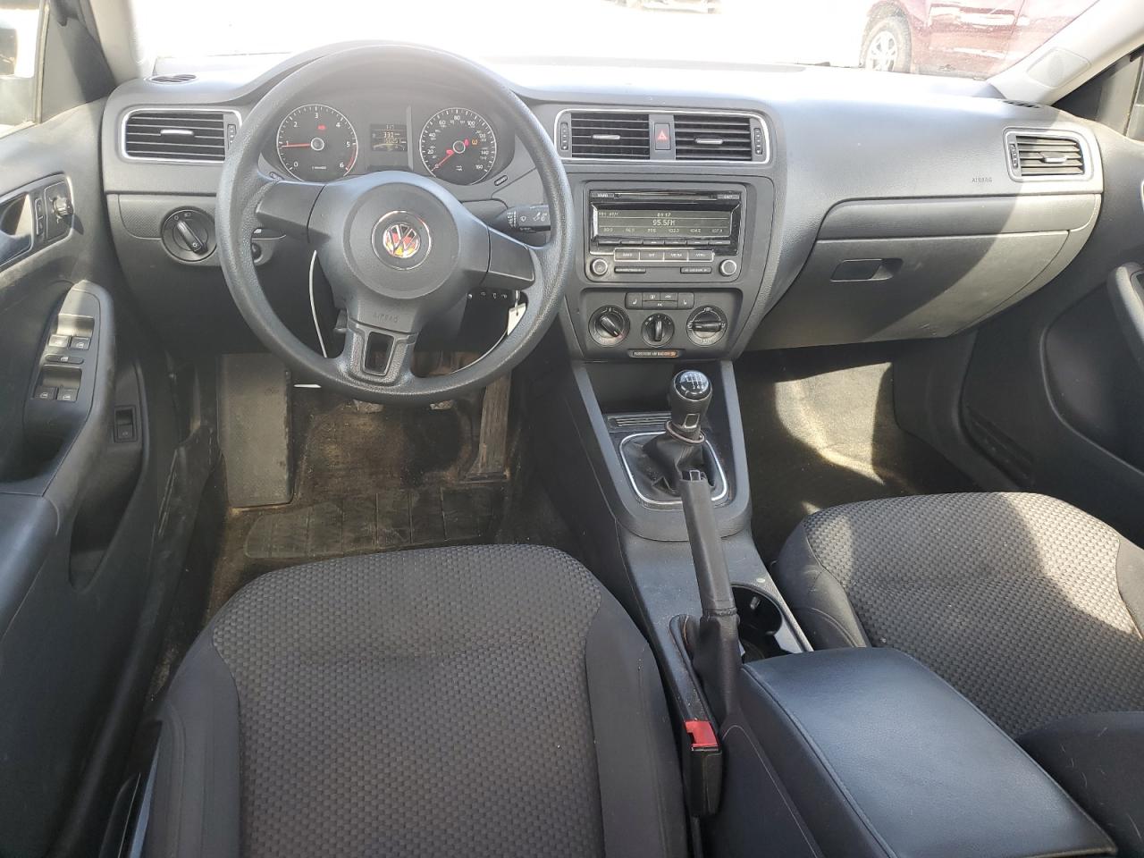 2014 Volkswagen Jetta - Image 8