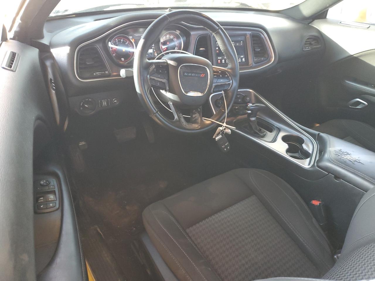 2018 Dodge Challenger - Image 8