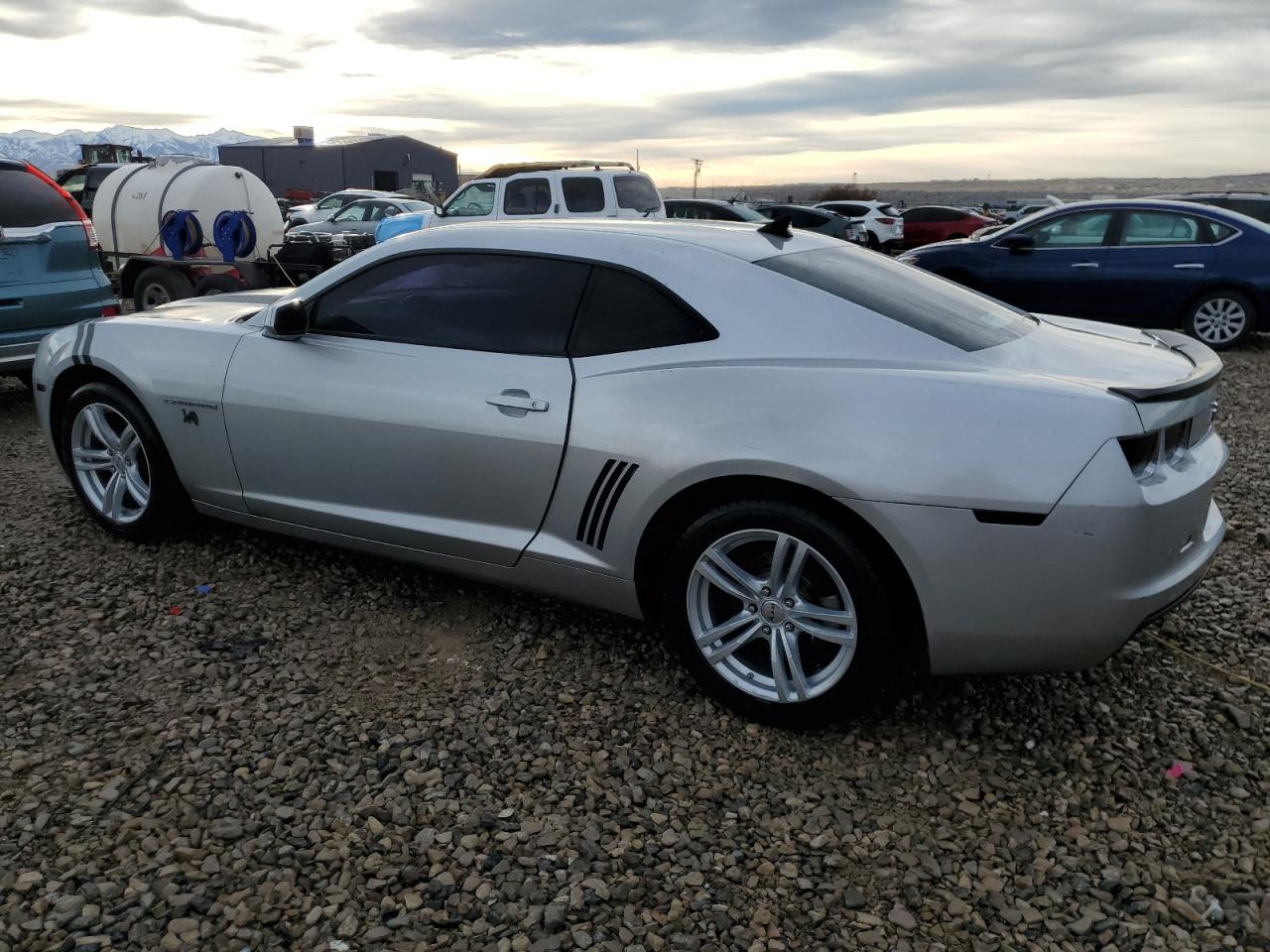 2011 Chevrolet Camaro - Image 2