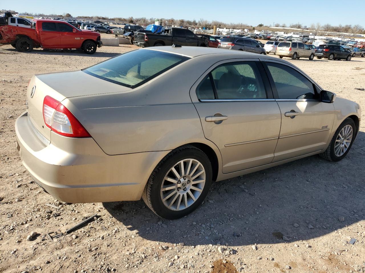 2007 Mercury Milan - Image 3