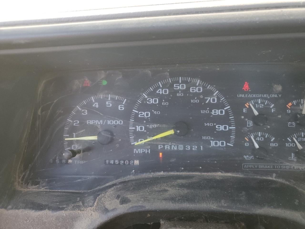 1998 Chevrolet GMT-400 - Image 9