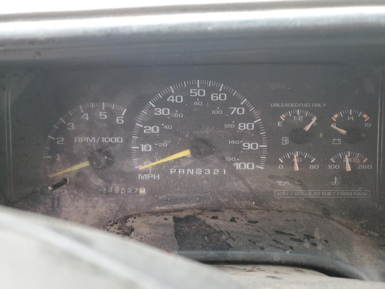 1998 Chevrolet Gmt-400 C3500 VIN: 1GCGC33R6WF062753 Lot: 67075235