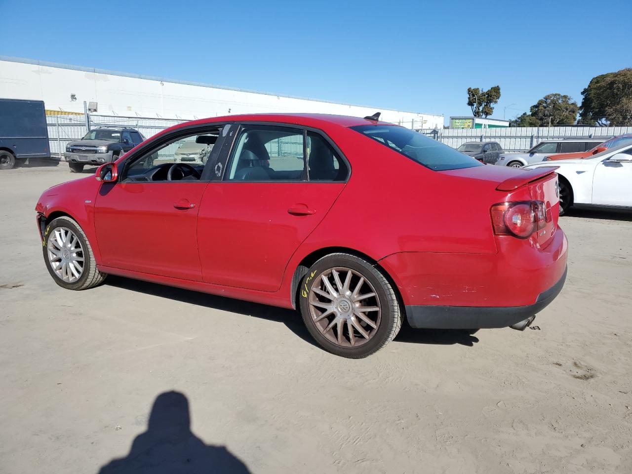 2009 Volkswagen Jetta - Image 2