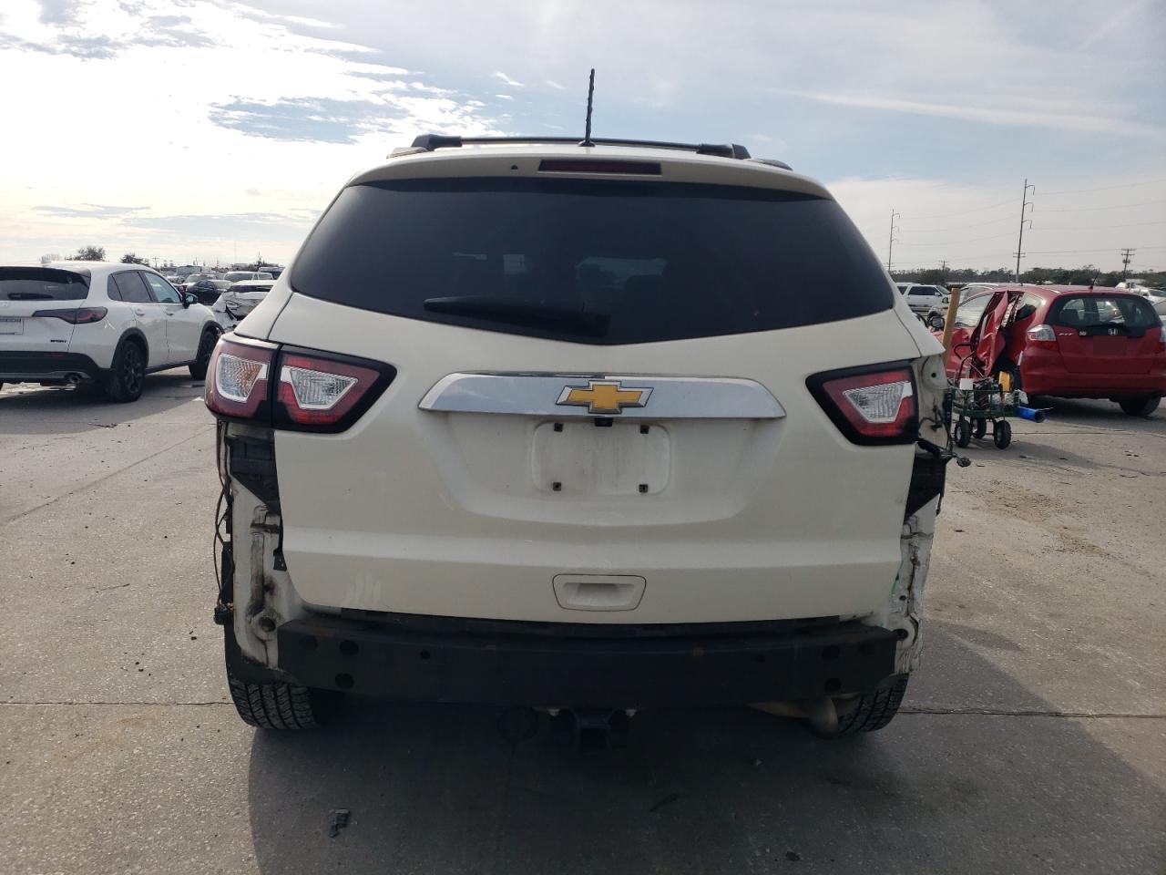 VIN 1GNKRHKD2EJ265962 2014 CHEVROLET TRAVERSE no.6