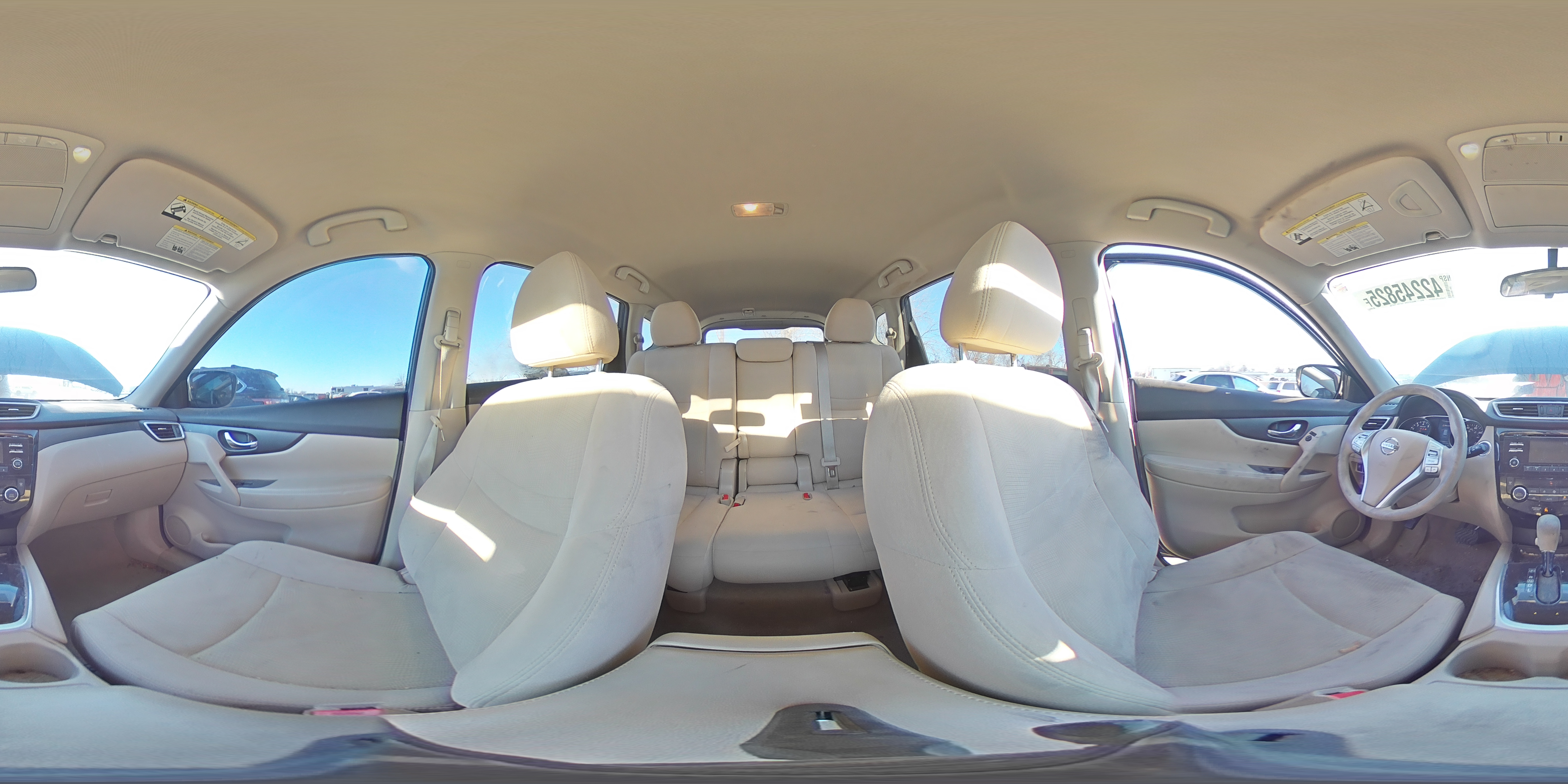 2015 Nissan Rogue - Image 13