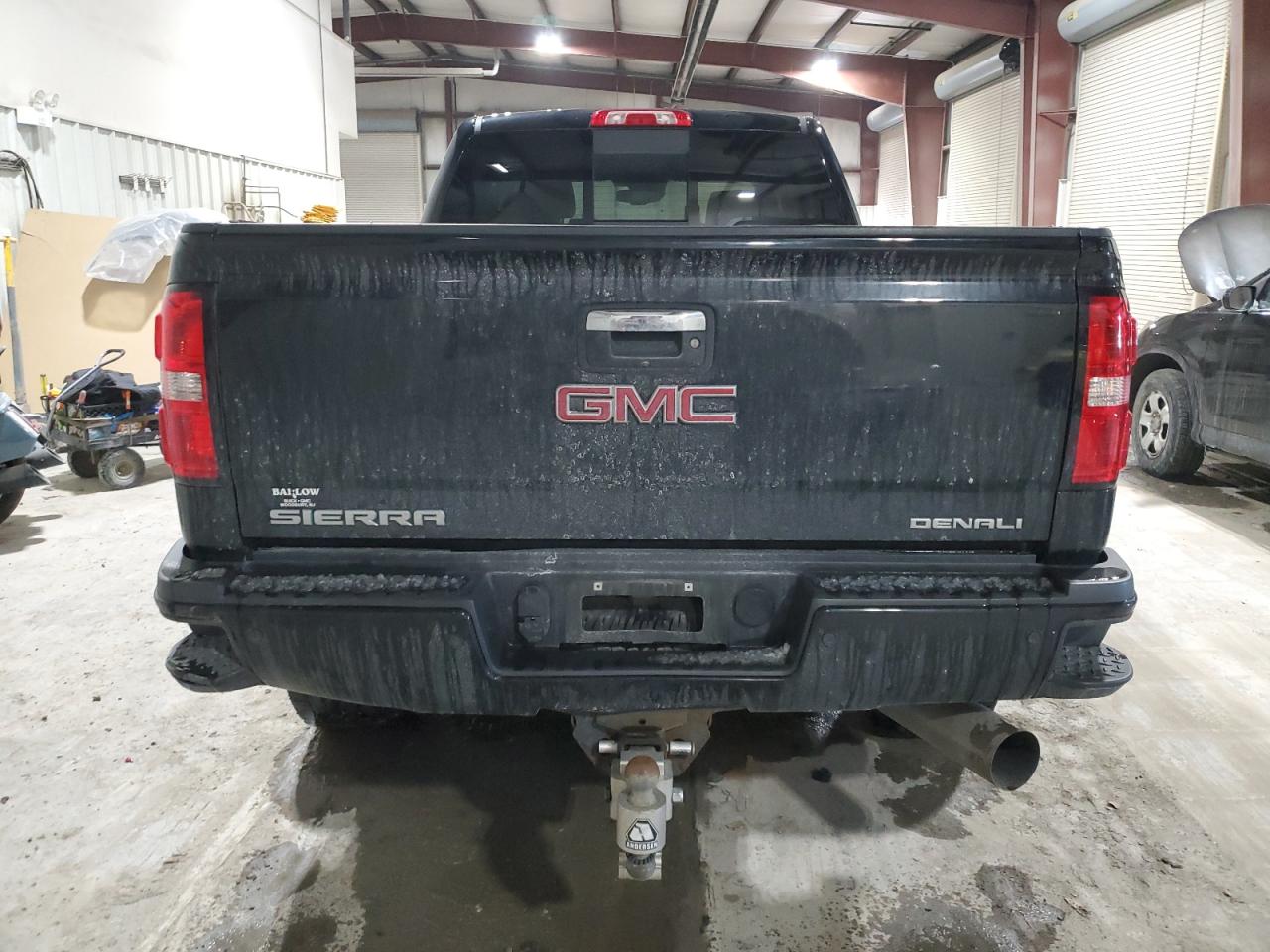 2017 GMC Sierra - Image 6