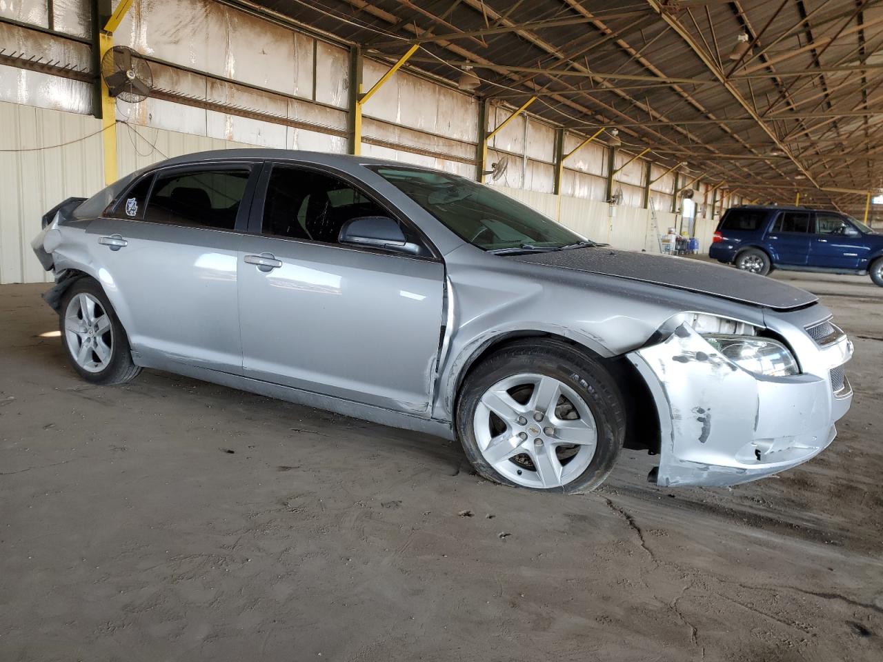 2010 Chevrolet Malibu - Image 4
