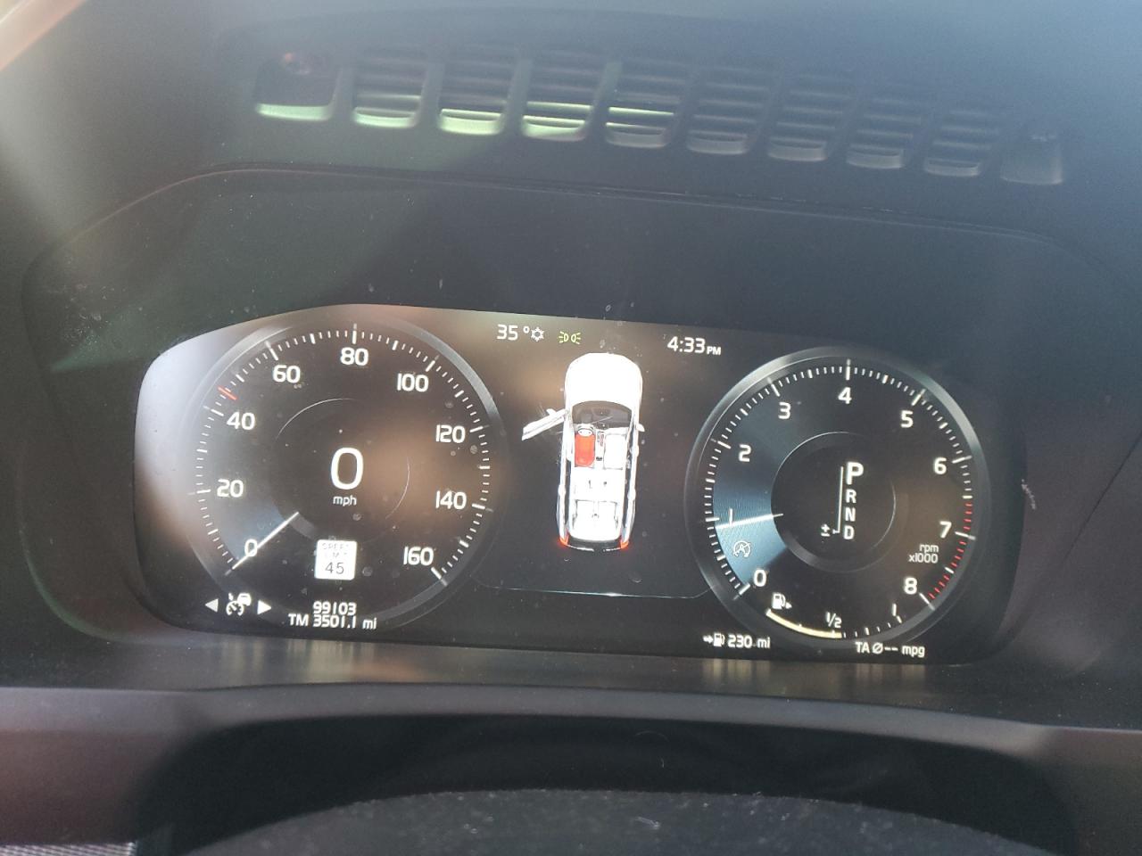 2018 Volvo XC90 - Image 9