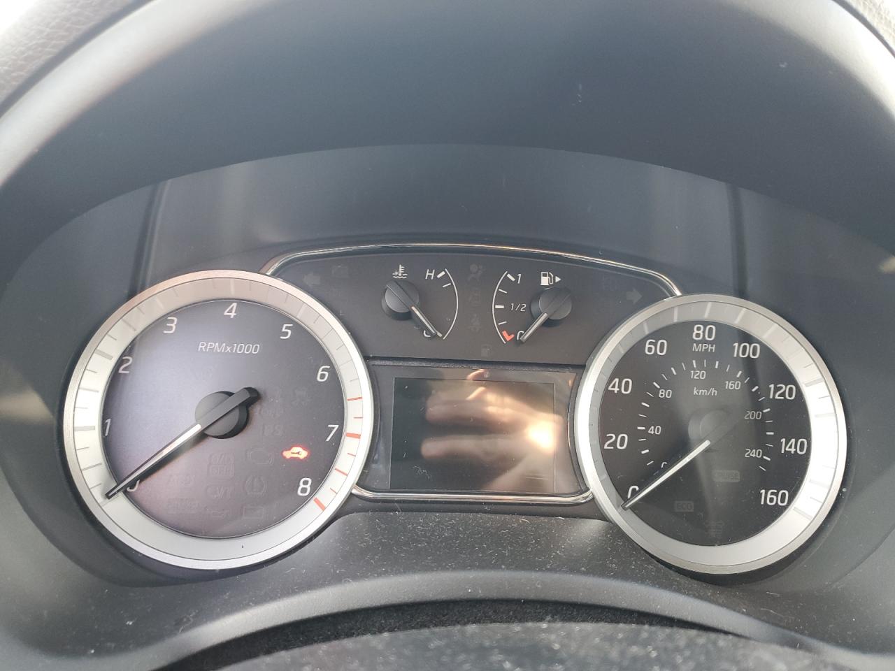 2015 Nissan Sentra - Image 9