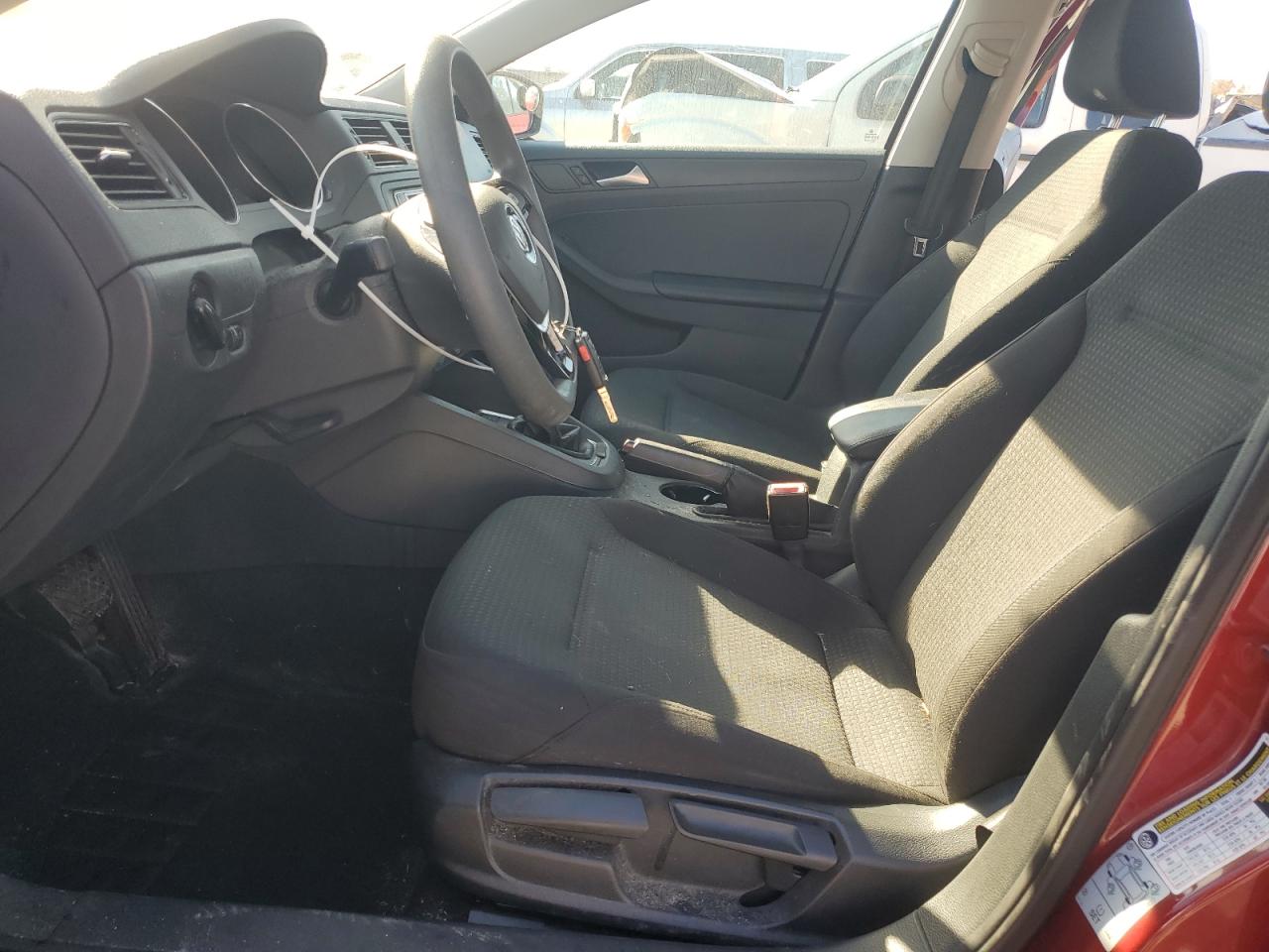 2016 Volkswagen Jetta - Image 7