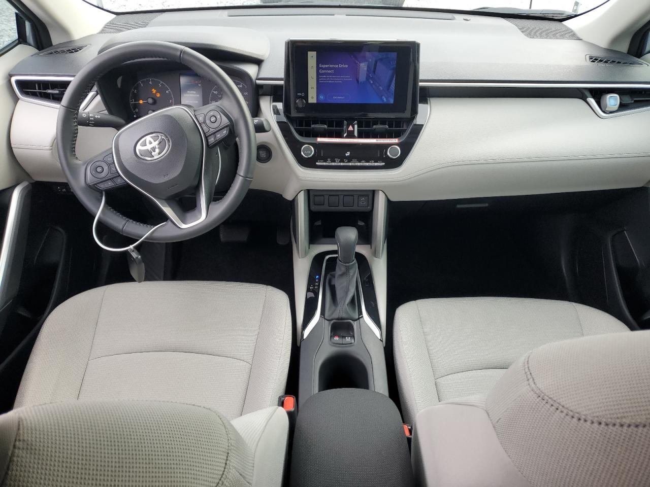 2024 Toyota Corolla Cross Le VIN: 7MUCAAAG3RV105420 Lot: 42003555