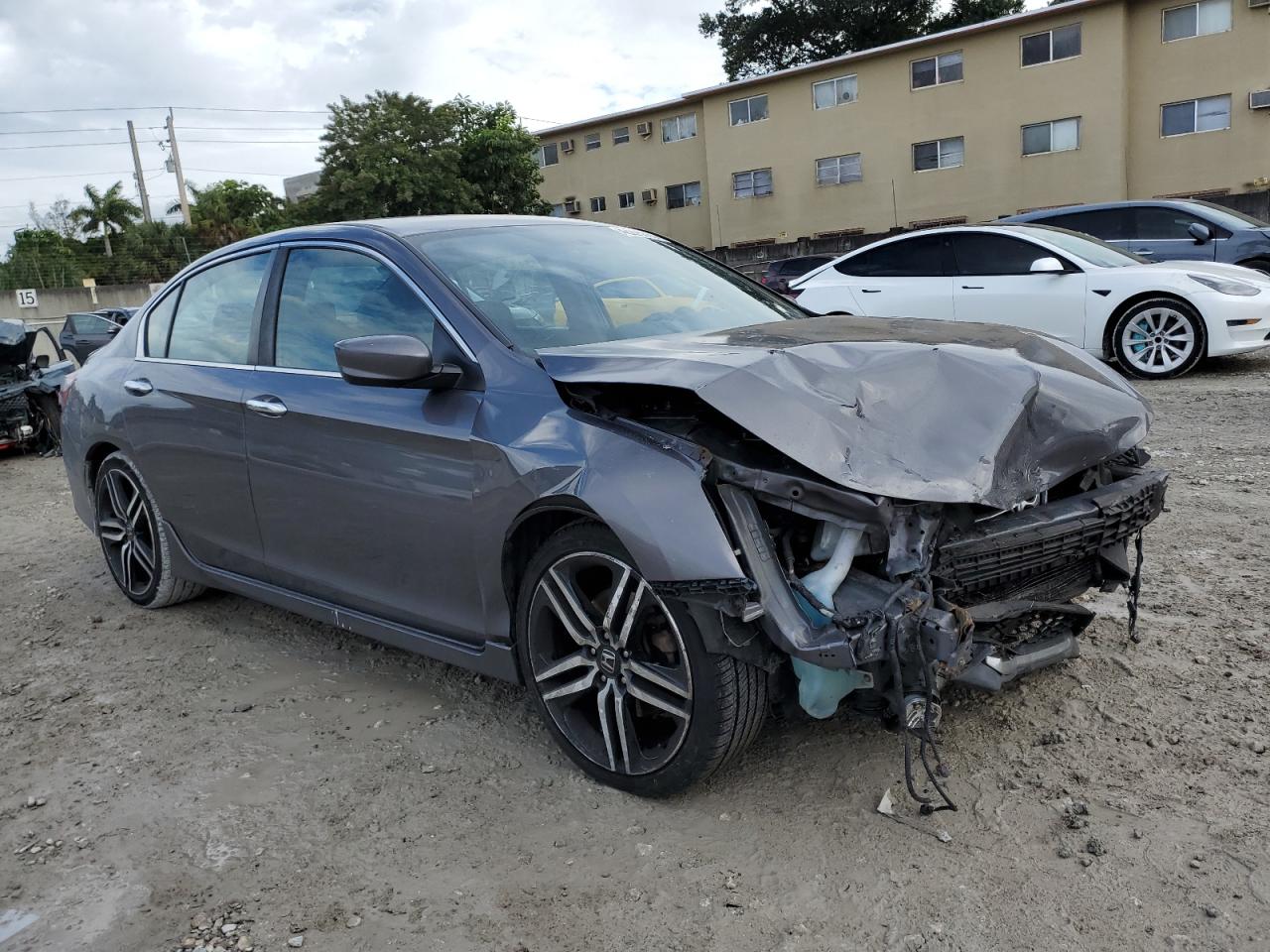 2017 Honda Accord - Image 4
