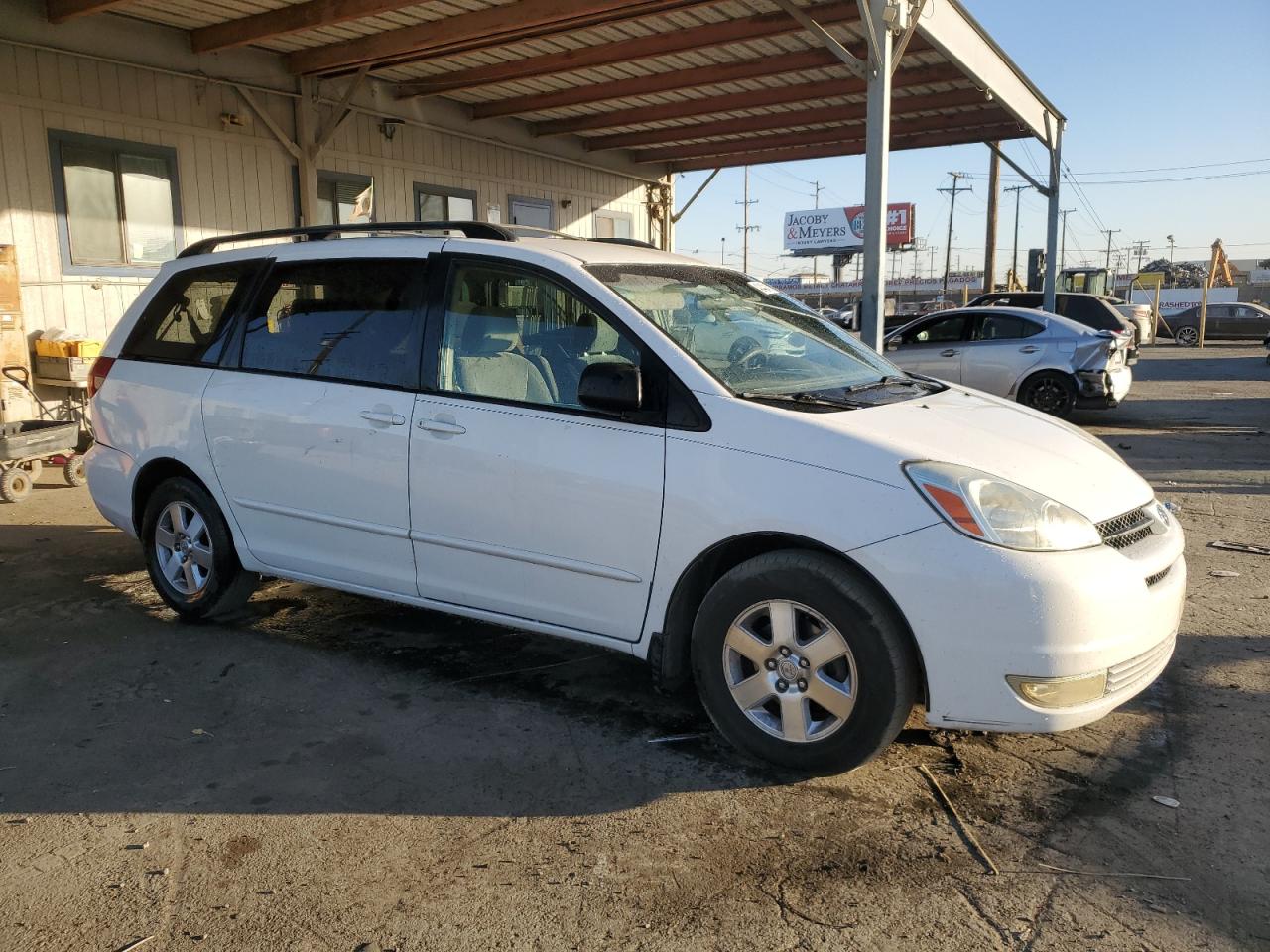 2005 Toyota Sienna - Image 4