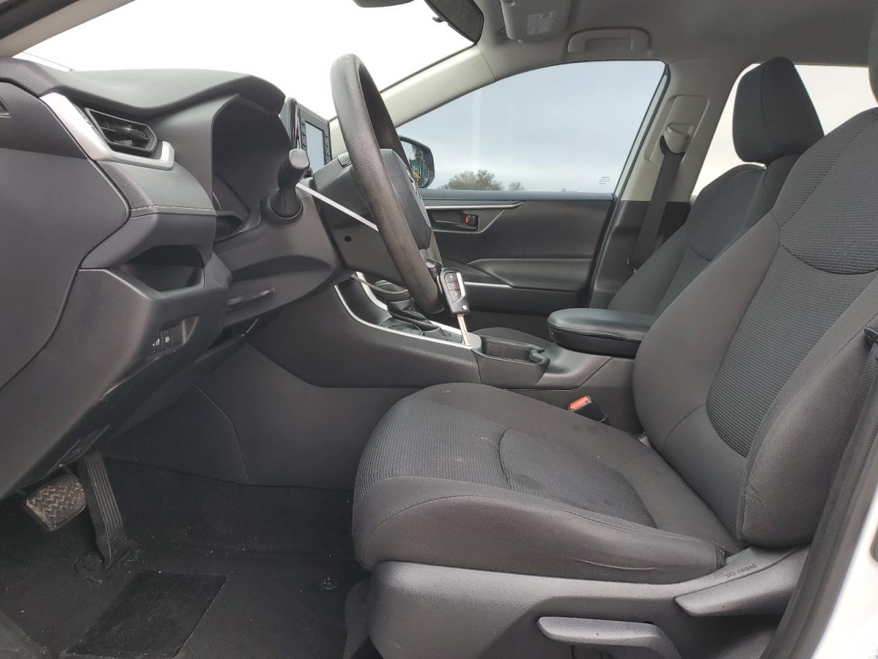 2021 Toyota RAV 4 - Image 7