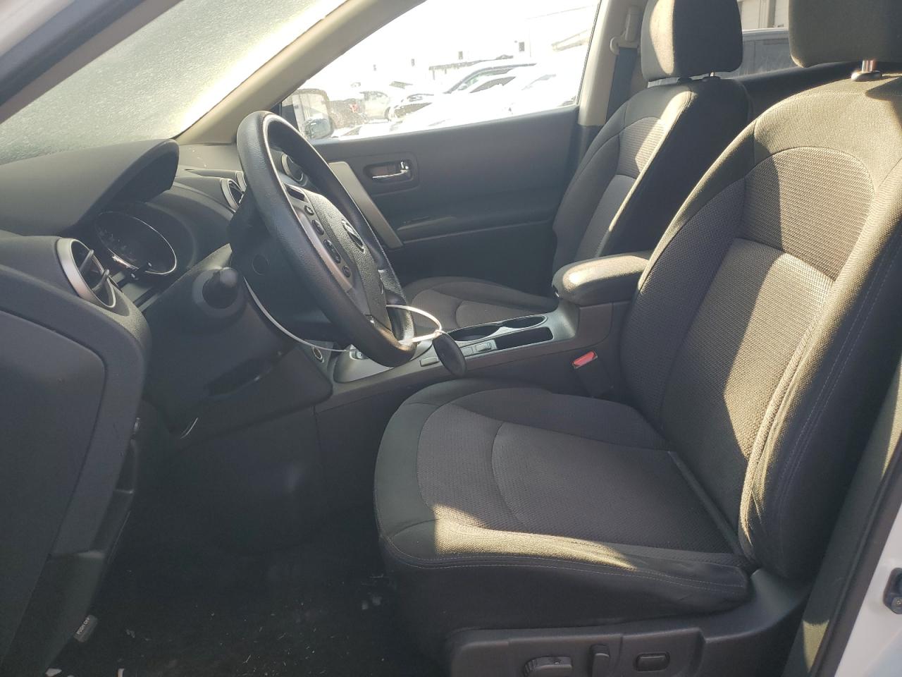 2012 Nissan Rogue - Image 7