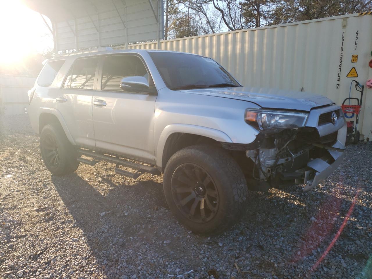 2017 Toyota 4Runner - Image 4