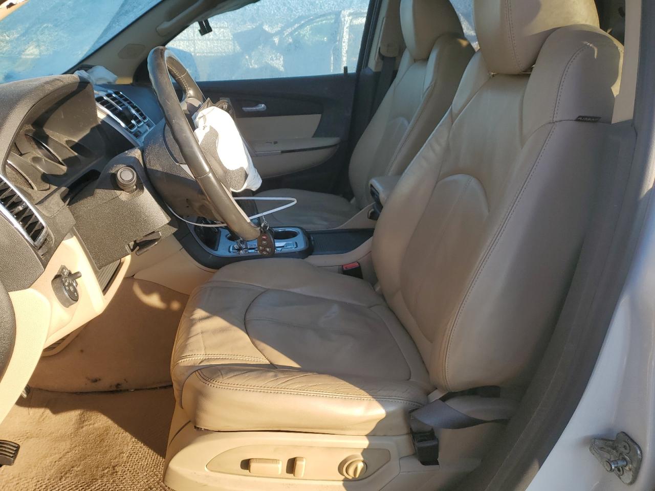 2012 GMC Acadia - Image 7
