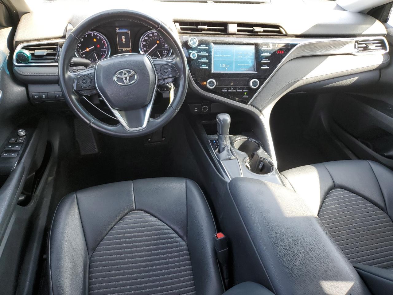2018 Toyota Camry - Image 8