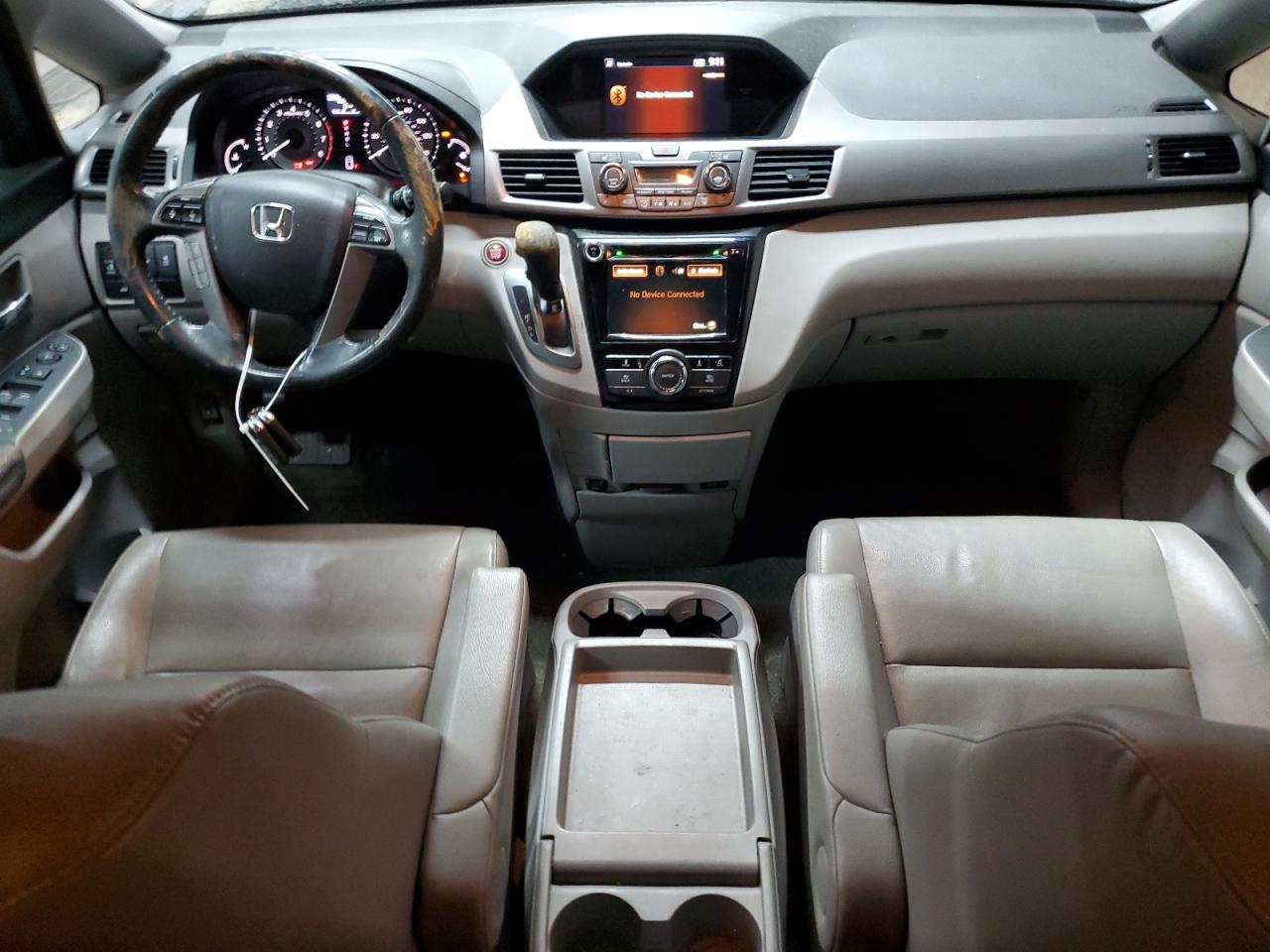 2016 Honda Odyssey - Image 8