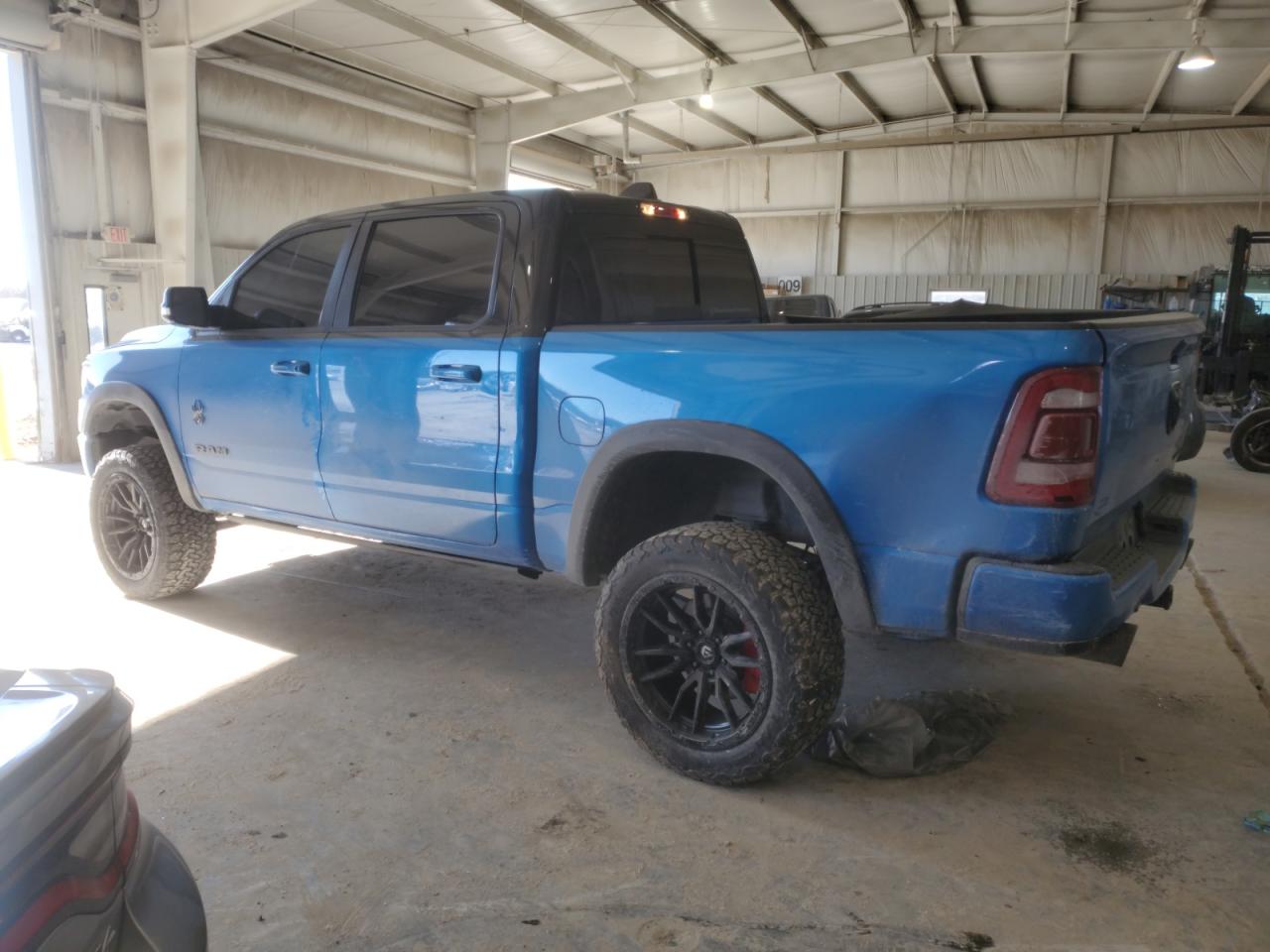 2022 RAM 1500 - Image 2