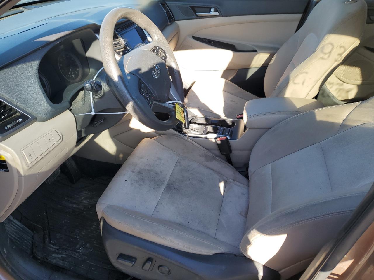 2017 Hyundai Tucson - Image 7